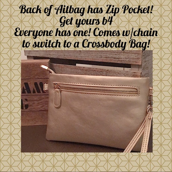 Leather Wristlet/Clutch or Crossbody w/Chain Strap - Picture 3 of 5